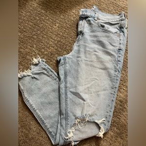 90’s Skinny American Eagle, size 14 Regular. 

Small tear near buckle seam.
